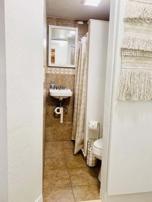 Private Cozy Guest Suite Near Hard Rock Guitar Davie Exterior photo