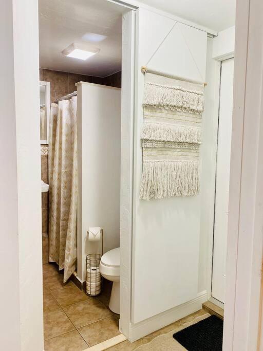 Private Cozy Guest Suite Near Hard Rock Guitar Davie Exterior photo