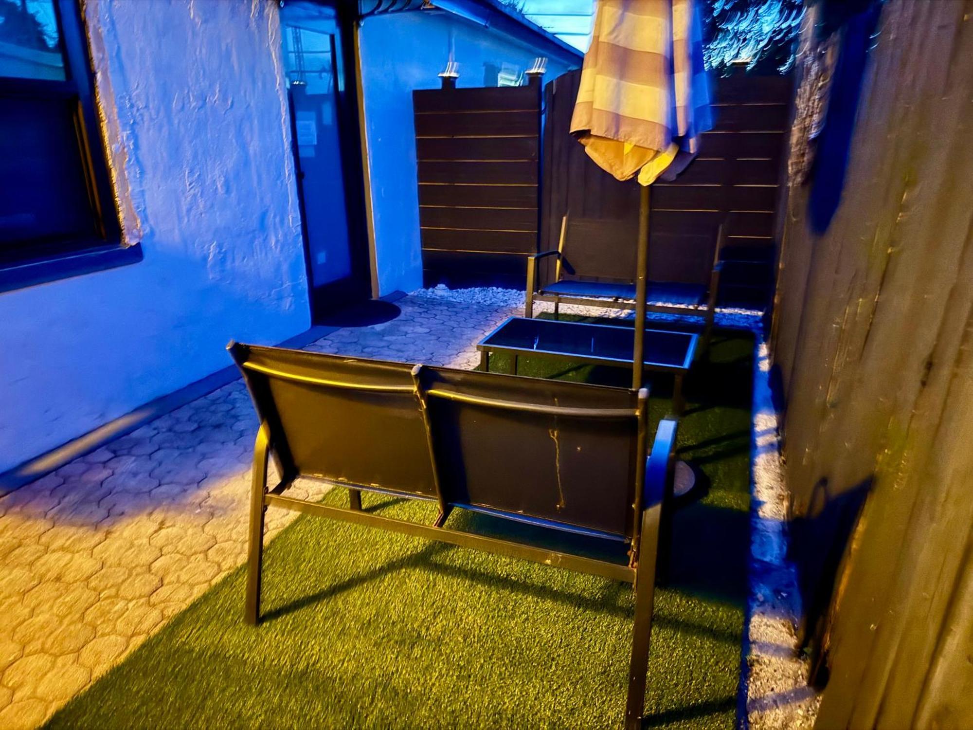 Private Cozy Guest Suite Near Hard Rock Guitar Davie Exterior photo